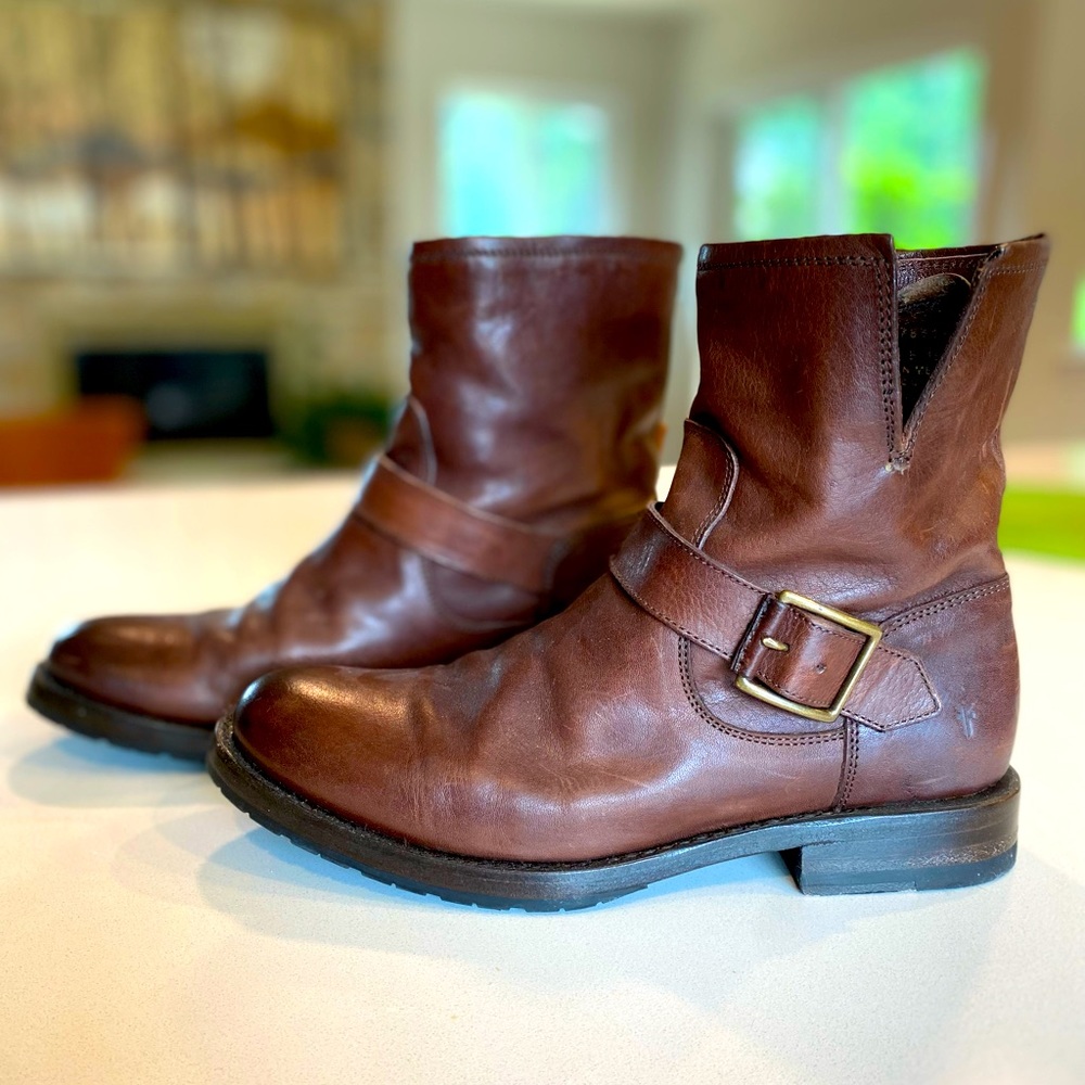 Frye ankle boots size 7.5
